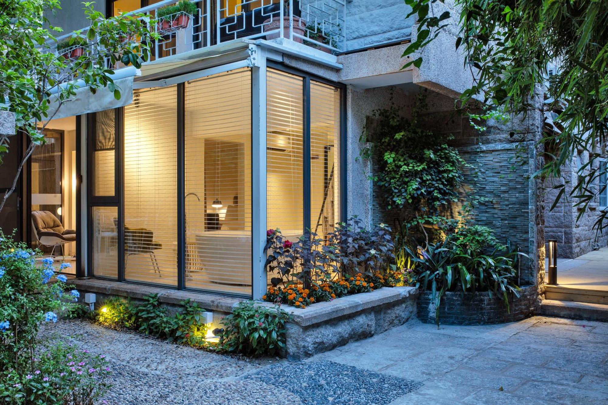 Shenzhen No'6 Garden Villa --French Window With Garden View,Close To Sea World &Shekou Ferry Port &K11 Ecoast &Subway Nearby ,Offer Western Food And Coffee &English Speaking With Tour Services Kültér fotó