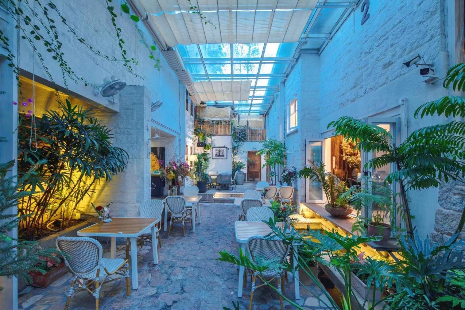 Shenzhen No'6 Garden Villa --French Window With Garden View,Close To Sea World &Shekou Ferry Port &K11 Ecoast &Subway Nearby ,Offer Western Food And Coffee &English Speaking With Tour Services Kültér fotó