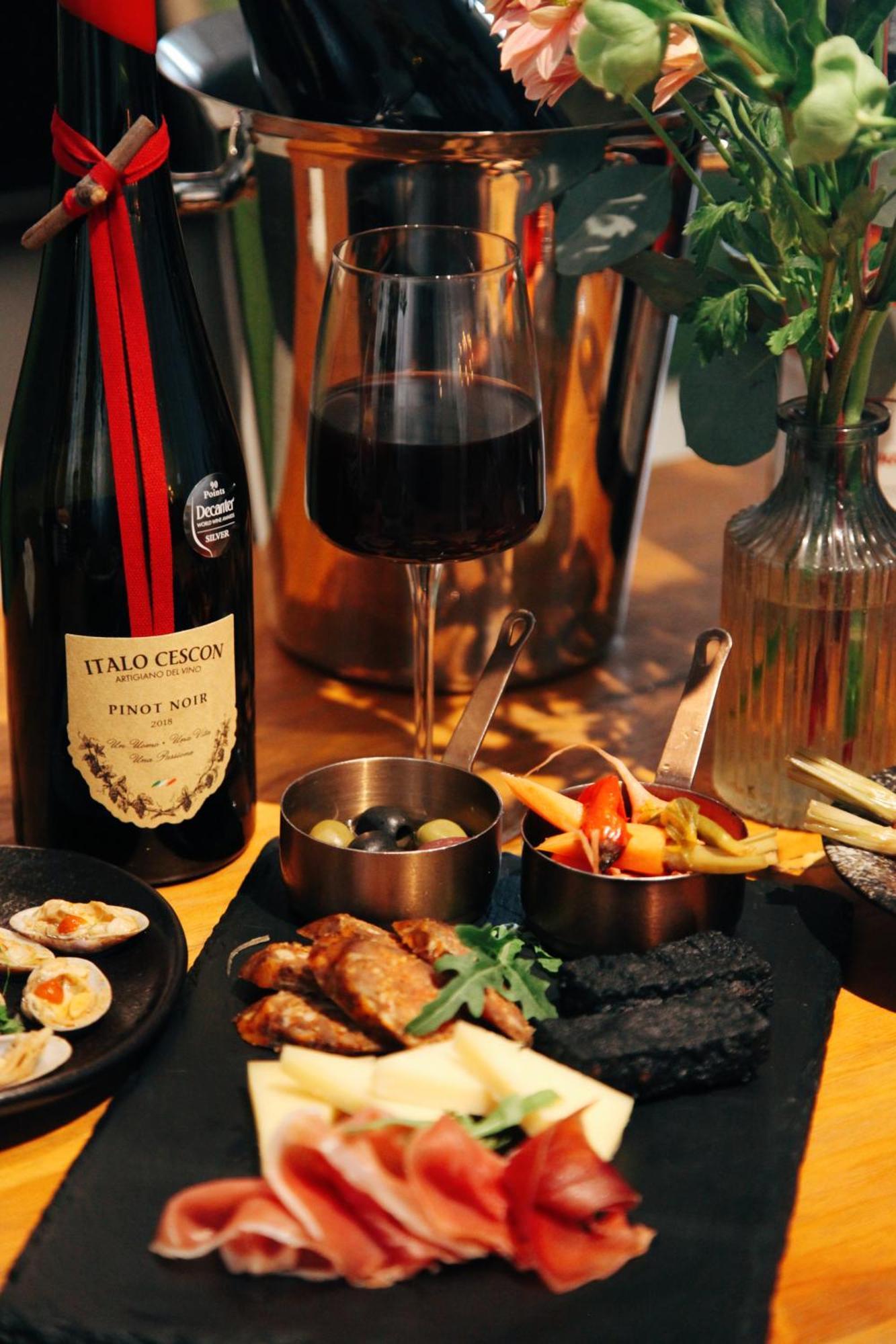Shenzhen No'6 Garden Villa --French Window With Garden View,Close To Sea World &Shekou Ferry Port &K11 Ecoast &Subway Nearby ,Offer Western Food And Coffee &English Speaking With Tour Services Kültér fotó