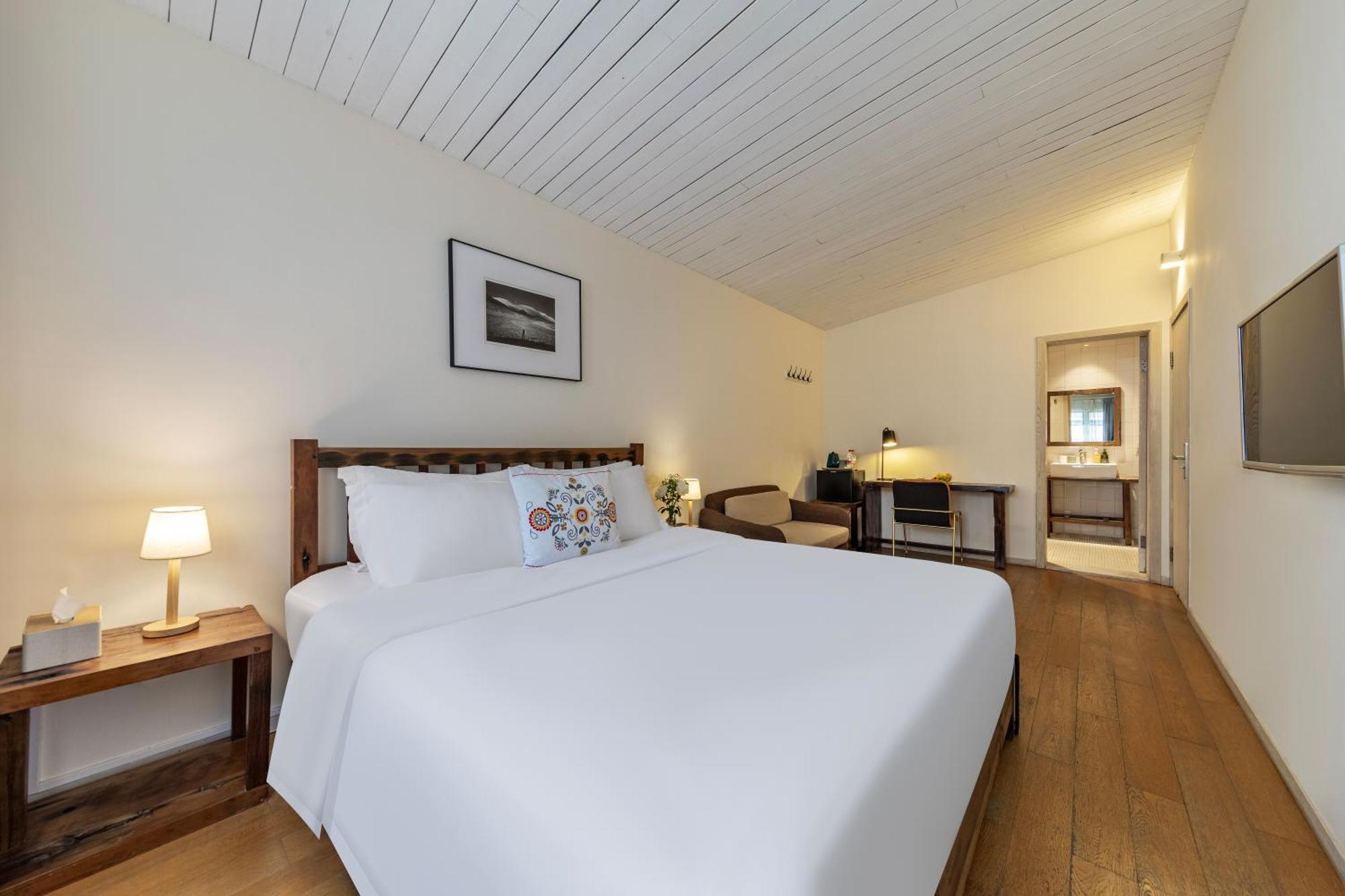 Shenzhen No'6 Garden Villa --French Window With Garden View,Close To Sea World &Shekou Ferry Port &K11 Ecoast &Subway Nearby ,Offer Western Food And Coffee &English Speaking With Tour Services Kültér fotó