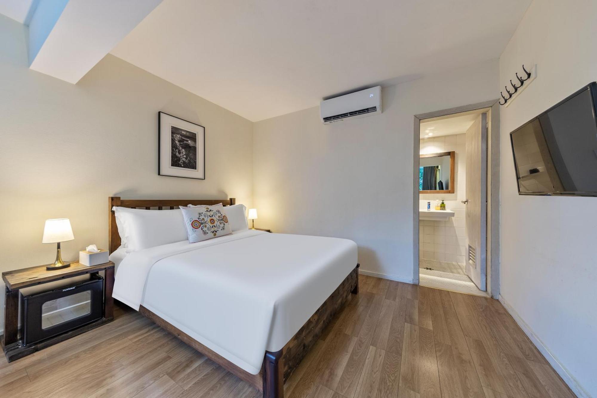Shenzhen No'6 Garden Villa --French Window With Garden View,Close To Sea World &Shekou Ferry Port &K11 Ecoast &Subway Nearby ,Offer Western Food And Coffee &English Speaking With Tour Services Kültér fotó