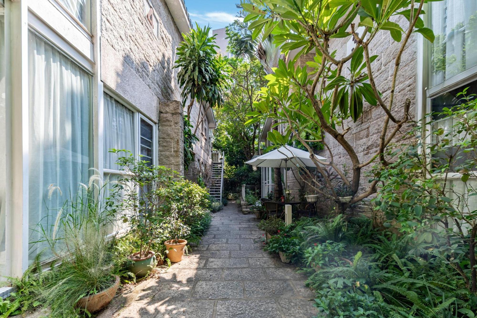 Shenzhen No'6 Garden Villa --French Window With Garden View,Close To Sea World &Shekou Ferry Port &K11 Ecoast &Subway Nearby ,Offer Western Food And Coffee &English Speaking With Tour Services Kültér fotó